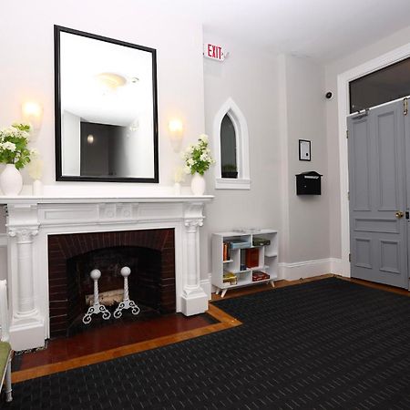 Stylish Newbury Street Studio, #11 Boston Eksteriør billede